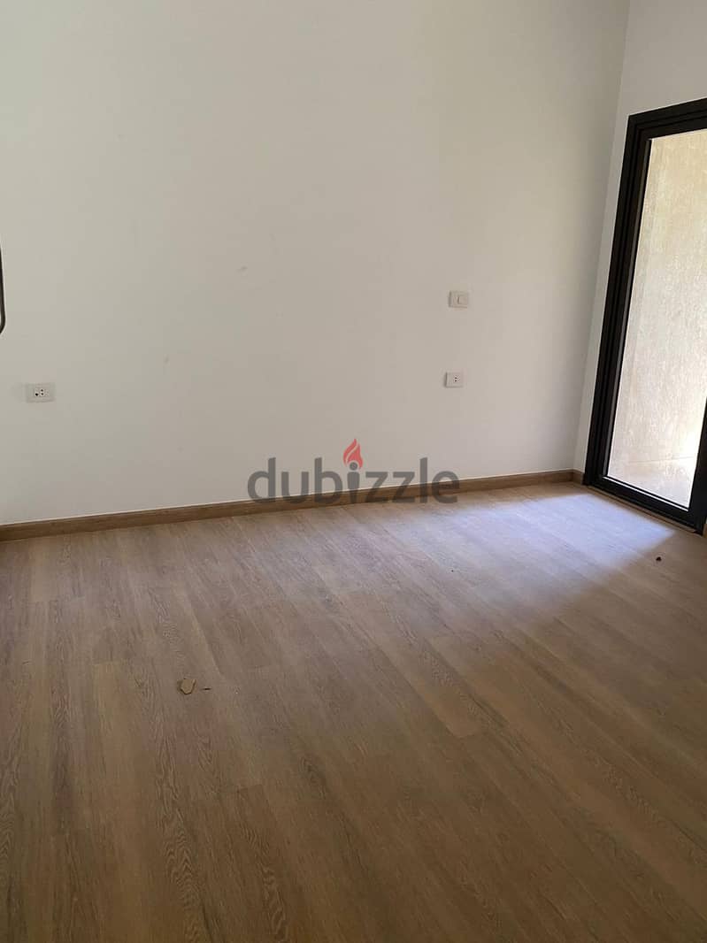 Prime Location Apartment 147m sale in fifth square marasem fully finished 5