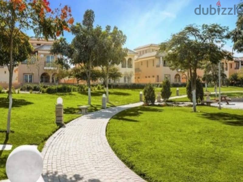 Ready to Move Super Lux Villa in Hyde Park New Cairo with Prime Location 1