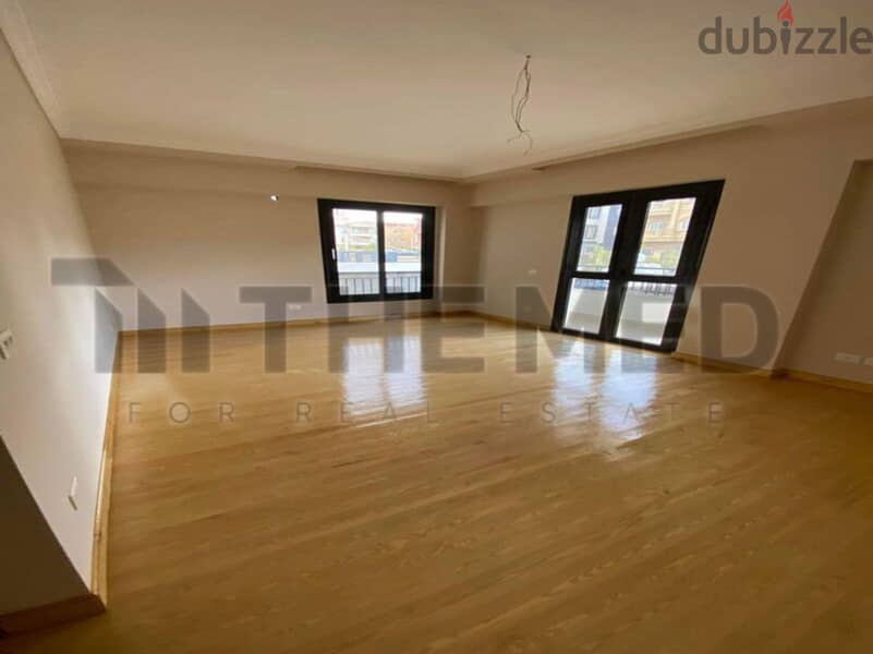 Apartment for sale, super deluxe finishing, next to the Markaz Towers in, 6th of October 0