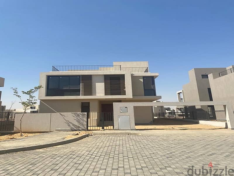 Villa for sale in Sodic East Shorouk Compound, ready to move, installment plan, 410m 0