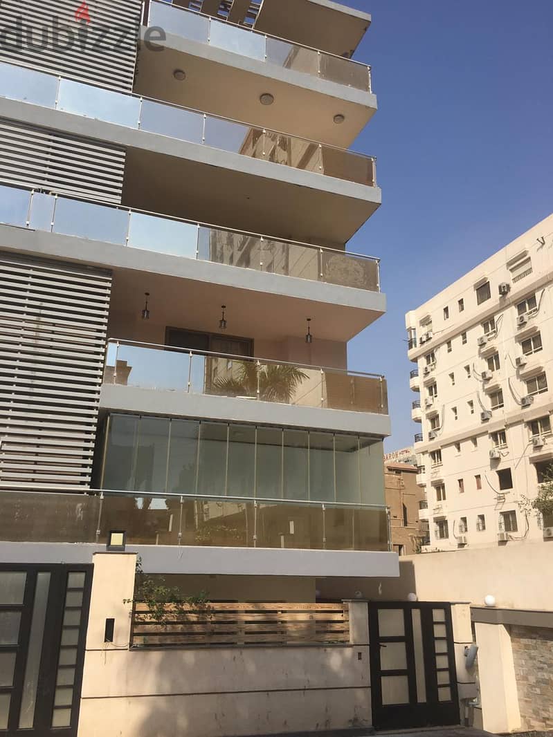 شقة للبيع بمصر الجديدة فيو قصر البارون مباني 2018 نصف تشطيب 0