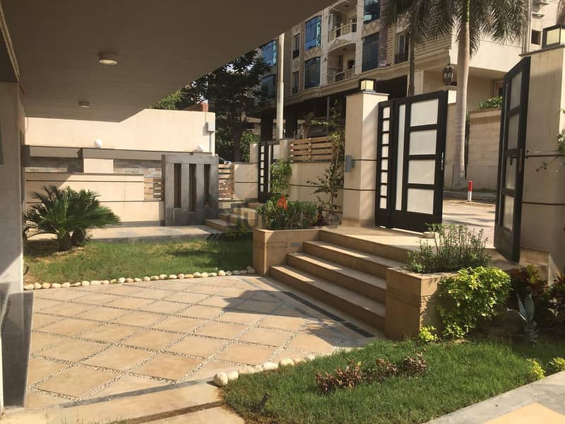 شقة للبيع بمصر الجديدة فيو قصر البارون مباني 2018 نصف تشطيب 2