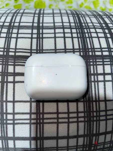 AirPods pro 0