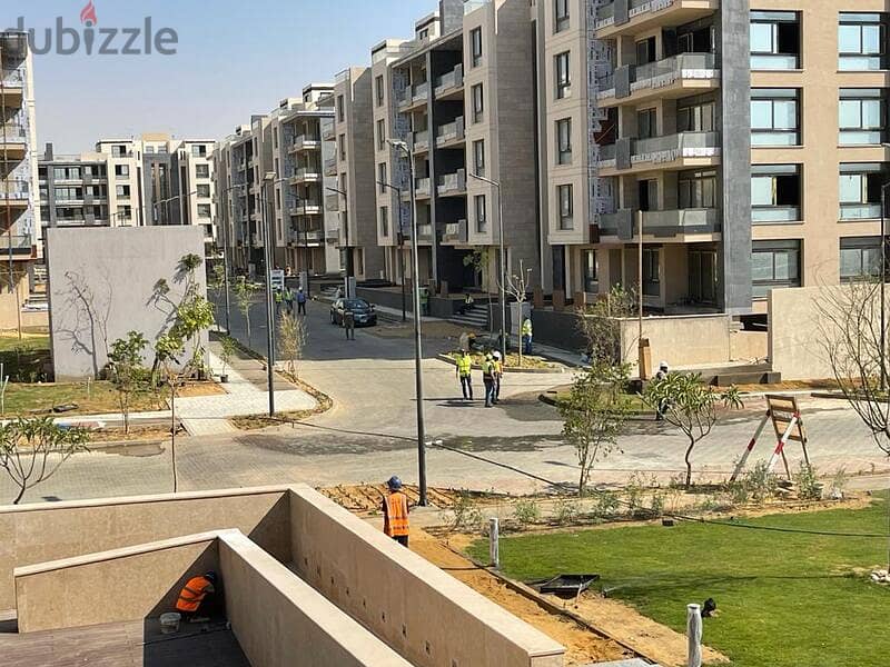 With a 10% down payment, Ready own your apartment with a distinctive roof, 4/3 finishing, in Azad Compound in the heart of the Fifth Settlement 19