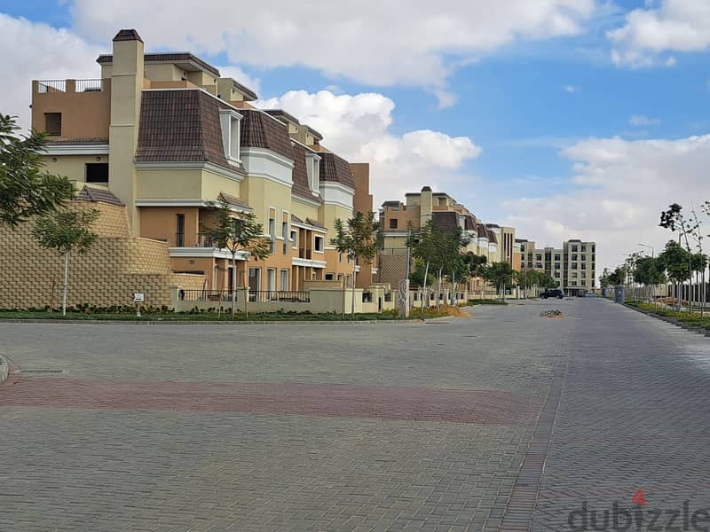 آس فيلا كورنر للبيع بسعر شقة بالقاهرة الجديدة فى كمبوند سراي | Sarai | سور بسور مع مدينتى 8