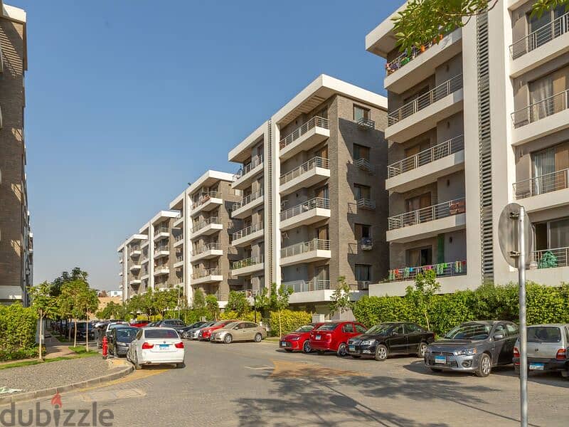 Apartment 208m in the heart of New Cairo with only 10% down payment and the rest over 8 years in Taj City Compound 3