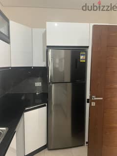 Resale apartment in 90 avenue with acs and kitchen.