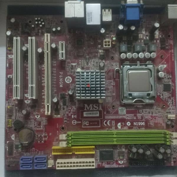 بورد xp من msi بالكرتونه 1