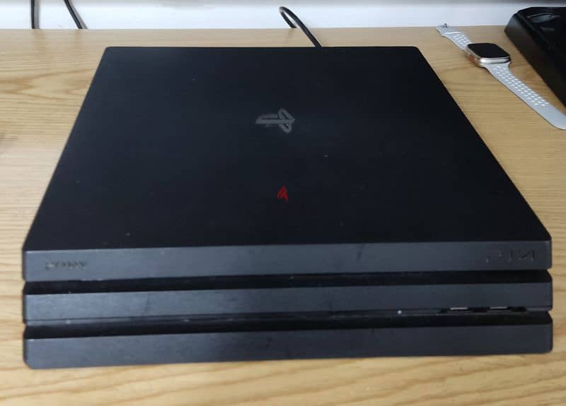 ps4 pro 1TB 0