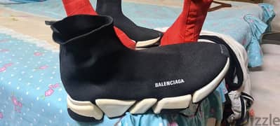 كوتشي حذاء بالنسياغا أصلي BALENCIAGA 0