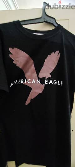 american eagle t-shirt