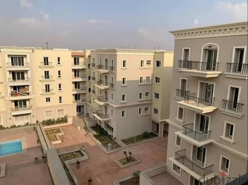 Apartment + garden for sale  finished with air conditioners, in a distinctive location in the heart of Sheikh Zayed, next to Hyper One 9