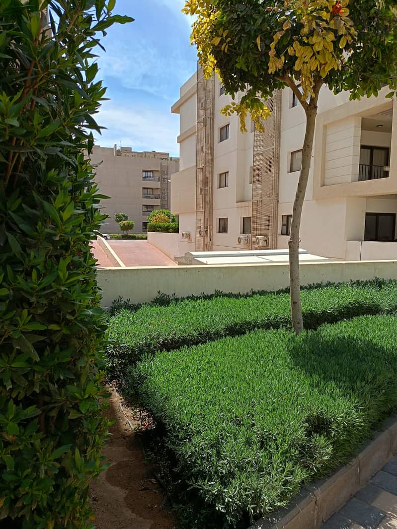 Penthouse Fully Finished For Sale with lowest price at Fifth square - El Marasem 5
