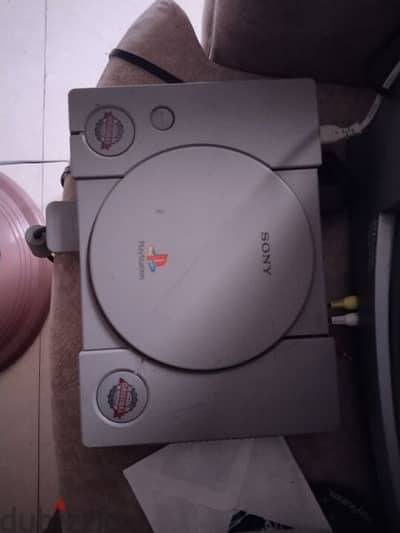 جهاز بلايستيشن ١ ps1