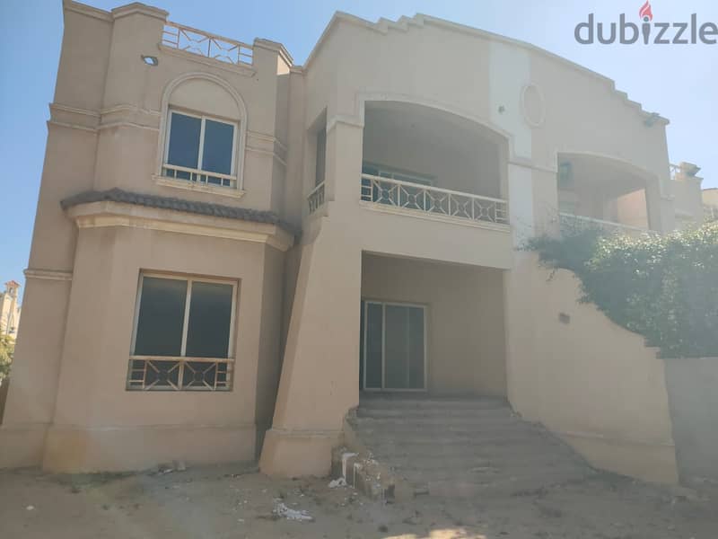 فيلا توين هاوس تشطيب 80% للبيع أقل سعر ف جراند ريزيدنس Grand Residence 1