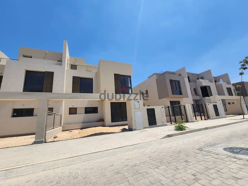 Twin House Prime Location for sale with installments at SODIC EAST - NEW HELIOPLES 1
