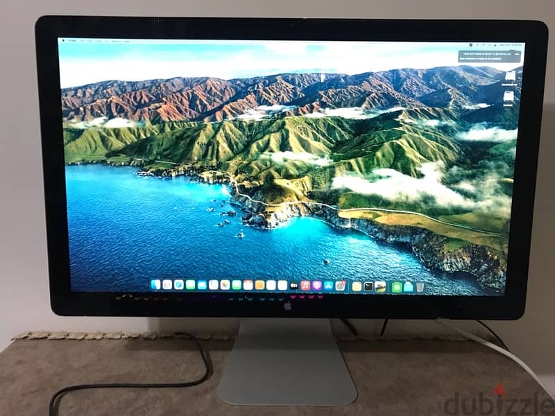 Mac Pro 5,1 + Apple cenima display 27” + apple keybord and mouse 5