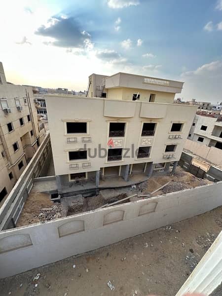 شقة ٣٢٠ متر  تمر حنة٣  القاهرة الجديدة  فيو مفتوح بجوار شارع النوادي 8
