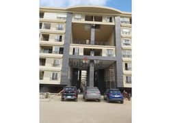 Apartment for sale 200min compound sheraton springs