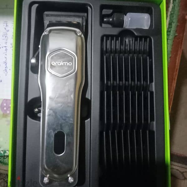 Oraimo smart clipper 2 silverماكينة حلاقة 4