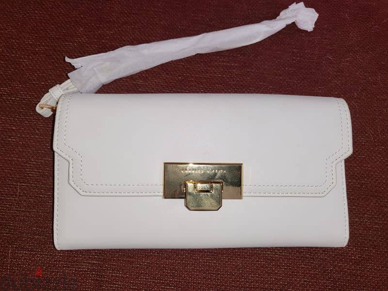 Charles and Keith wallet 0