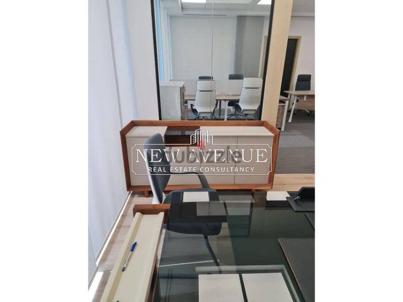 Fully Furnished Office 96 sqm for rent in CFC 6