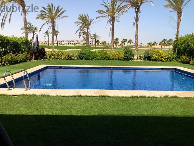 For sale stand-alone ready to move with private pool in hacienda bay first row sea view 2