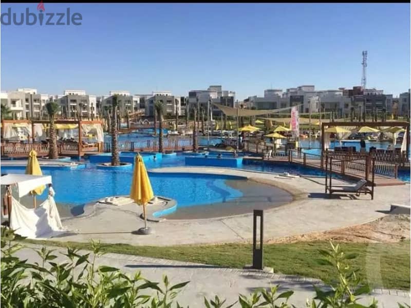 Ground chalet for sale in Amwaj village Swimming pool view prime location 0