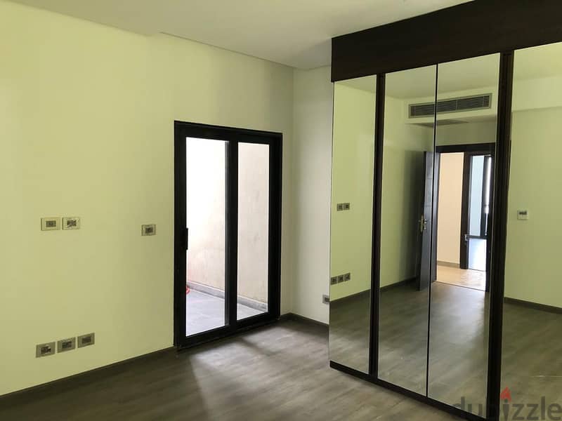 For Rent Apartment Semi with Appliances  At Waterway 3
