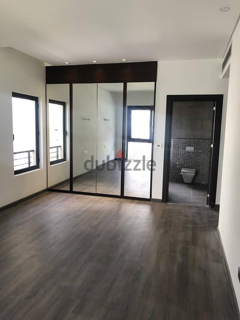 For Rent Apartment Semi with Appliances  At Waterway 5