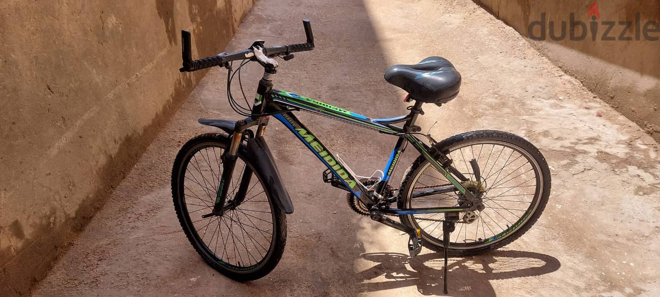 دراجة للبيع استعمال خفيف 1