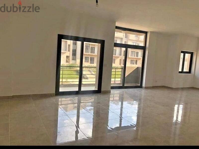 Villa for sale at the price of an apartment in Sur Madinaty فيلا للبيع بسعر شقه سور بسور مدينتى 3