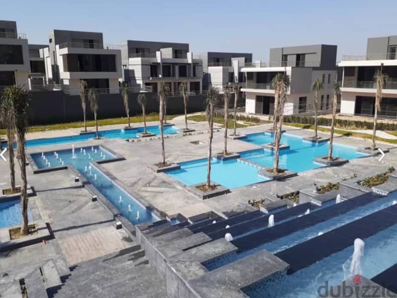 Luxury townhouse for sale in patio Town new cairo  فرصة فيلا للبيع ف باتيو تاون امام ال AUC التجمع 8