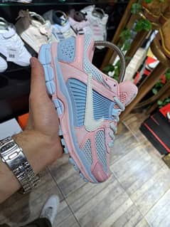 Nike vomero 5