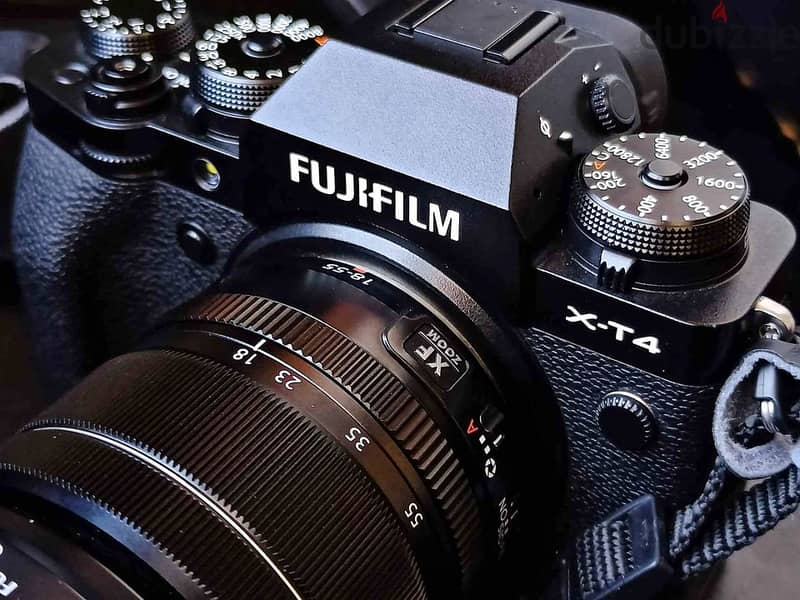 Fujifilm X-T4 Camera 0