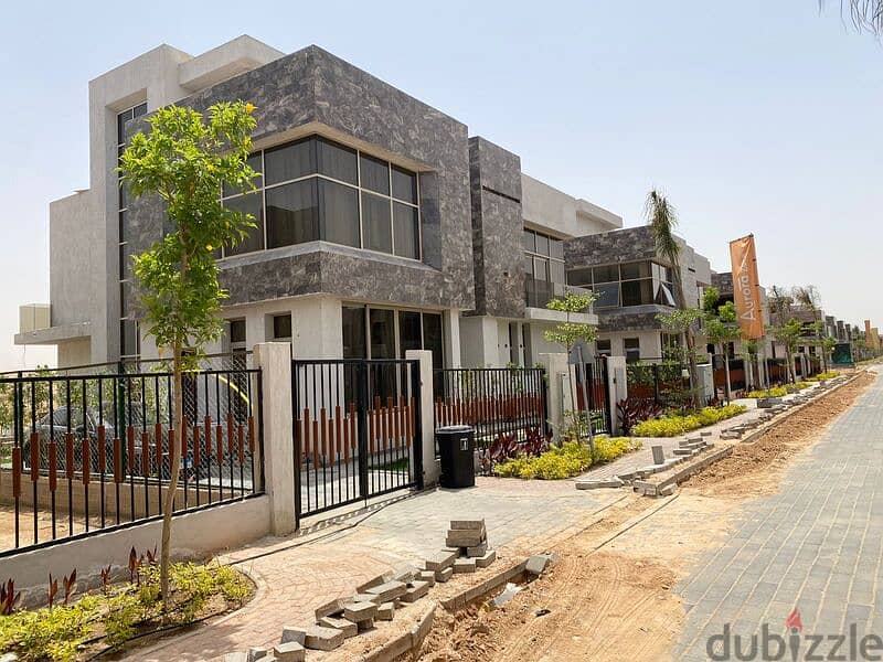 Own nw with 10% dp only , Luxury villa with private garden in Sun capital  فيلا مميز للبيع بحديقة خاصة 160م في صن كابيتال 8