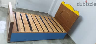 سرير خشب سويدي  متر ف 180سم
