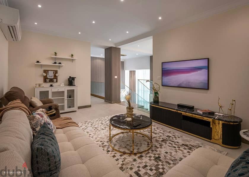 Apartment 205 meters fully finished with a down payment of only 534 thousand and payment over 10 years in Mostaqbal City, directly in front of Madinat 6