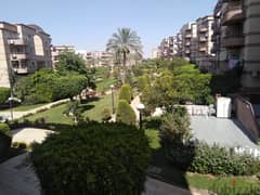 A 225 sqm apartment is available for sale in Al-Rehab, fourth phase, first floor, view garden