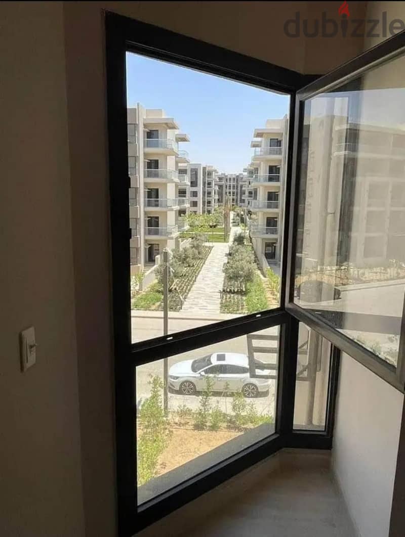 لسرعة البيع شقة متشطبه استلام فوري بالسعر القديم على اللاجون , ادريس ايست التجمع الخامس-fully finished apartment for sale, Address East 5th settlement 11