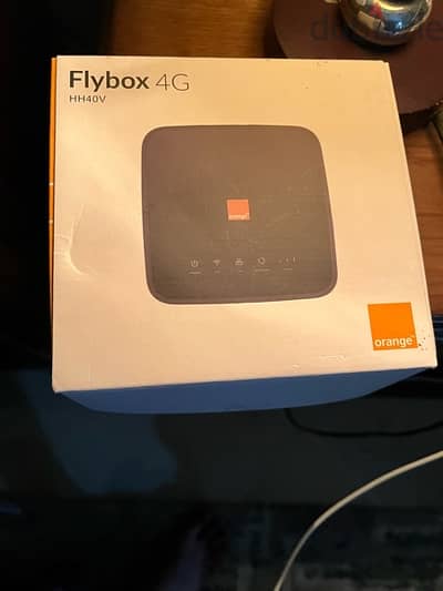 Orange Home 4G router + الخط بتاعو + الكرتونه و  جميع مشتملاته