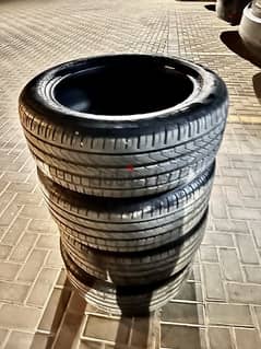 225 50 R17 Pirelli centurion p7 Run Flat Tires