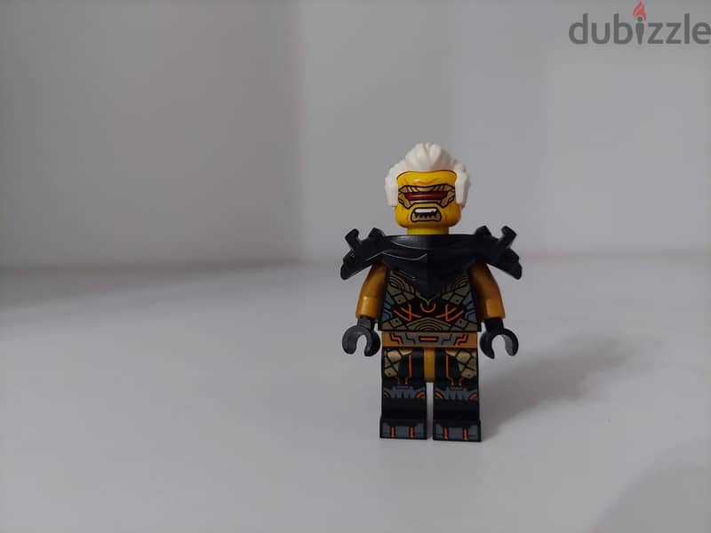 Lego ninjago minifigures  الشخصية الواحدة ب٢٠٠ ليجو أصلي شخصيات ليجو 13