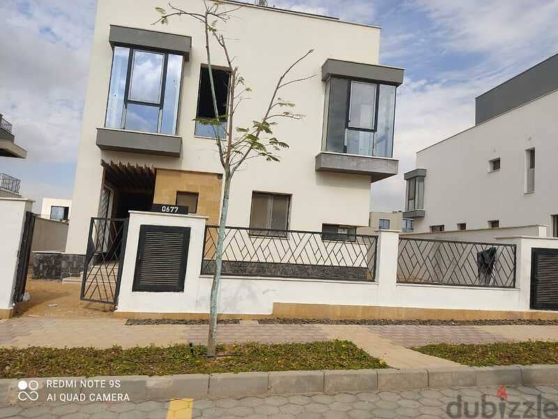 Ready To Move - Large Villa with Very Prime Location For Sale in Sodic Villette 1