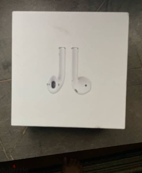 2nd generation airpods 1