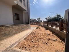 Twin house for sale, land area 700m and building area 410m