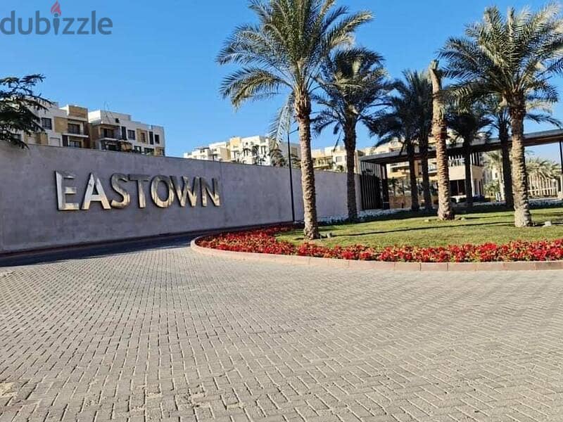 In Eastown 186 SQM penthouse for sale in a very Prime location 6