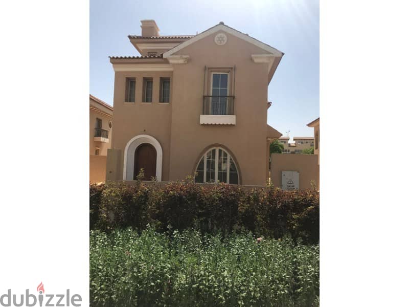 stand alone villa for sale, semi-finished, ready to move In the heart of New Cairo 6