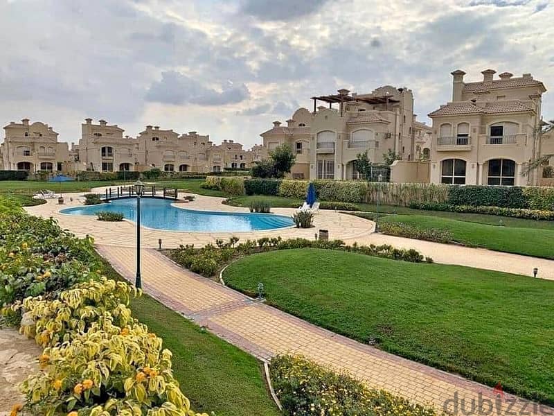 توين هاوس للبيع بسعر شقه في كمبوند الباتيو كازا علي طريق السويس دايركت في الشروق El patio casa 3