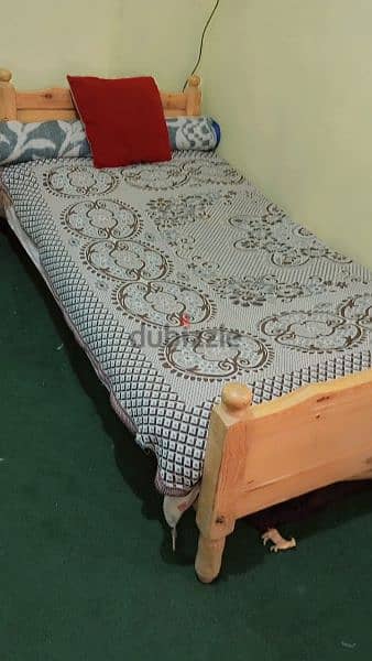 سرير100 متر من انظف انواع الخشب بالمرتبه قطن تنجيد 0